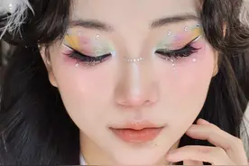 仲夏夜梦蝶跟练版｜化去音乐节被夸爆的妆 巨出片！ #美术生#美妆 #创意妆 #彩妆视频封面