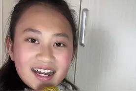 闺女要给爸爸挣零花钱，主动找妈妈唱歌，这丫头还真有一套 #人小鬼大 #人类幼崽迷惑行为大赏 #人类幼崽 #唱歌 #越养越上头的人类幼崽视频封面