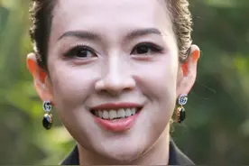 46岁#章子怡 原相机下这怼脸状态如何？视频封面