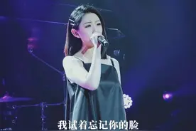 誓言和诺言都是有口无心，信 你就输了。轻易做到的事又何必发誓和承诺，没有把握的事还是交给时间吧…#歌词句句入心 #伤感音乐 #说不出的或许都在歌里视频封面