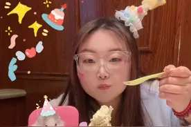 当我带小仓鼠一起过生日！每年一次的许愿时刻！那我祝福你！！ #抖音创作季 #它真的好像个小宝宝 #万物可爱计划 #蔡可爱爱仓鼠 #我的仓鼠搭子