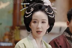 #娄艺潇首谈从演员转型当主播的感受 干一行爱一行，干一行出色一行！#娄艺潇视频封面