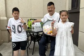 父爱无声，却厚重如山，娥家班对所有的爸爸们说声您辛苦了，父亲节快乐#娥哥随拍 #娥哥的兄弟们#娥家班#忘年交@娥哥日常 @娥嫂