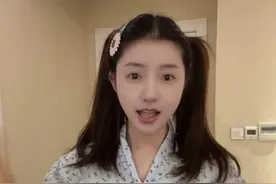 无事发生，美眉洗头打扮一下#直白高速吹风机视频封面