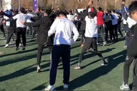 清华大学这令人绝望的男女比例😂如果不是亲眼所见，我都不敢相信这是真的，希望今年报考小仙女们可以多多考虑一下清华！#清华大学视频封面
