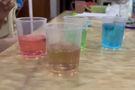红和绿在一起变成什么颜色～视频封面