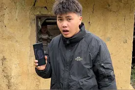 完了完了，百万被伪人拉着跑了，也不知道还能不能回来吃饭😂#意想不到的结局 #搞笑 #伪人视频封面