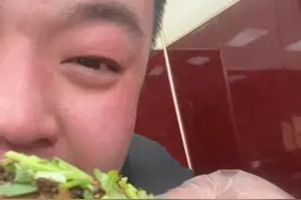 她揣着明白装糊涂 我带着答案问问题视频封面