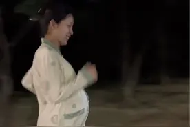 8.28号的预产期，40➕4的留级宝宝👶#十月怀胎 今儿晚上会发动吗？哈哈哈，宝宝是有想法的#一个身体两个心跳 #催产视频封面