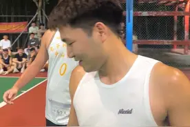实力不详 遇强则强 #篮球 #拿球说话 #虎尽甘来视频封面