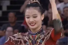 她最在意的不是女儿能飞多高，而是女儿找到了自己的热爱#王澜静 #艺术体操 #巴黎奥运会视频封面