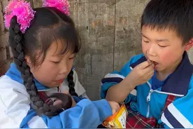 小时候的这些零食，你都吃过哪些？#童年回忆#怀旧零食#童年零食#小时候味道#记忆中的童年小卖部视频封面