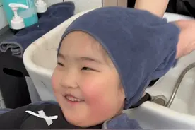 迷糊过年也整个新发型你们觉得咋样@娥哥 @娥嫂 #娥哥日常 #娥家班 #娥哥我要跟你玩儿视频封面