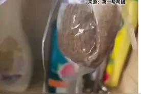 杭州多个区域的自来水出现严重臭味导致无法使用，水务公司辟谣粪水管接错导致自来水出现污水。#杭州通报多小区自来水臭味 #杭州自来水 #杭州 #辟谣