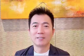 #带上豆包看奥运 #当黄健翔解说我的生活 #奥运解说都包了 我现在每天都自己跟自己聊天……视频封面