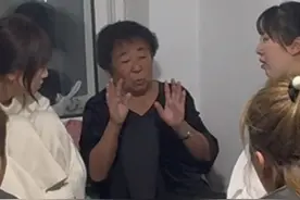 姥爷离世这段时间谢谢大家的关心！ 我和全家替姥姥姥爷感谢大家了！姥姥现在状态调整的很好，生活还会继续，就祝大家和你们的家人们身体健康！视频封面