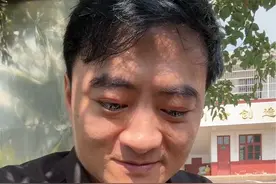 你为什么喜欢宠物？ 因为它傻乎乎的眼神？因为它的弱者？因为它有毛茸茸？#猫咪 #狗狗 #萌宠出道计划