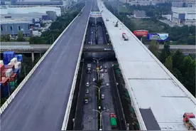 我国最长城市高架桥，成绵高速第二复线，正进入最后冲刺阶段，预计2024年底全线建成通车，你期待吗？#高速公路 #航拍四川 #中国桥梁 #网红公路 #基建狂魔视频封面