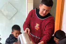 8个外甥来过寒假，一顿要吃30斤面 快点开学吧！不想做厨师长了！这样下去老婆本都要被吃完了！#江南舅舅 #舅舅带娃 #舅舅太难了视频封面
