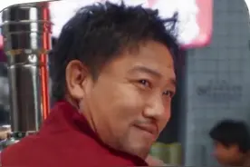 论吃烧烤 还得看咱贾冰老师#一口畅爽烧烤也成局 #烧烤 #可口可乐视频封面