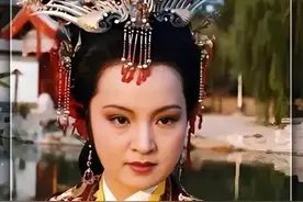 为何说袭人回娘家，暗示了元春是皇家的奴才#红楼梦 #红楼梦解说视频封面