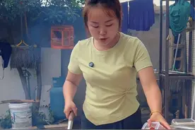 香到没朋友的麻辣冷吃牛肉。 #曹婷做美食 #麻辣冷吃牛肉视频封面