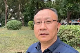 张大马聊聊“鸿雁于飞” 张大马聊聊“鸿雁于飞”#刀郎 #社会百态 #认知思维 #音乐分享 #人生感悟视频封面