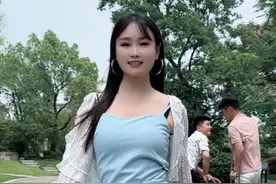 出门在外一定要多加小心，保管好自己的随身物品，不要让坏人有可趁之机#传递正能量#暖阳欣小丫视频封面