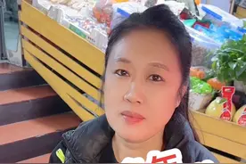熬了7年，我婆婆终于把卡给我了……#婆媳 #婆媳搞笑#搞笑视频 #婆媳关系正能量 #婆媳日常视频封面
