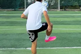 学会控制身体，快速掌握停球！ #足球训练 #足球教学 #足球技术 #足球技巧视频封面