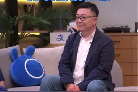 与杨毅 毛剑卿 聊中国足球青训 #董路说球 #杨毅 #毛剑卿 #中国足球 #dou来足球季视频封面
