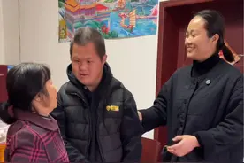 今天带着强儿去看看三伯，强儿一听说走亲戚，高兴的跟个孩子似的，人生最美好的莫过于亲人相聚在一起，温暖顺心！#新农人计划2024 #我的乡村生活 #乡村守护人 #农村美食 #100个真实农村故事视频封面
