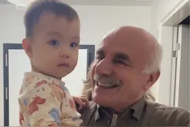 真的得管管外公了，再这么宠下去，迟早把外孙宠坏！#隔辈亲 #土耳其艾夏一家的幸福生活