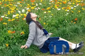 公园里低矮的花怎么拍合影？7个拍照小技巧，拍出最美花海人像图片
