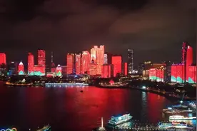 国庆主题灯光秀闪耀青岛浮山湾图片
