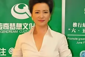 古装第 一美人非浪得虚名，60岁的何晴依然倾国倾城！（附小视频）图片