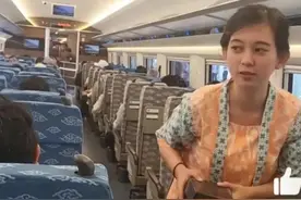 这个就是从6000人挑出来的雅万高铁的乘务员，这才是原生态的美女图片