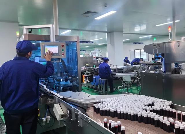 稀土还没搞明白，中国又抓住新命脉，西方罕见认栽，这次纯怨自己