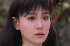 用6年打败原配，上位后又输给小四，被迫丁克后她，成为空巢老人图片
