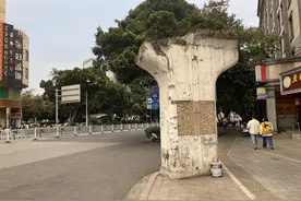 南宁炸掉立交桥后，留下2个桥墩，被传言是“生桩”？图片