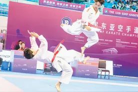 第十一届东亚空手道锦标赛在漯河市开幕图片