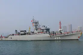 欢迎回娘家，中国053型护卫舰回国探亲，泰国版比自用版还先进图片