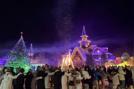 龙江“冰雪大餐”等你尝鲜 | 大兴安岭：在零下四十多度的室外“极寒蹦迪”图片