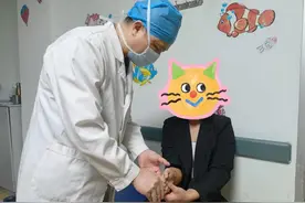 5岁女孩意外受伤，省立专家巧取小腿神经“修”手臂，并定下“十年之约”图片