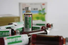 藿香正气水不仅能喝，涂在肚脐和脚底，还能收获哪些？一文说清图片