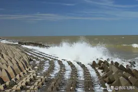海上长城——孤东海堤图片
