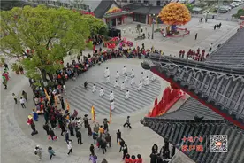 热闹非凡！“三月三”来武当山赶庙会图片