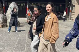 江苏十三太保之徐州——新沂窑湾古镇来明星啦~是宋轶呀！图片