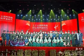 吴淑文 | 绿色的背影图片