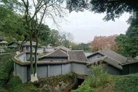 重庆市沙坪坝区渣滓洞监狱旧址图片
